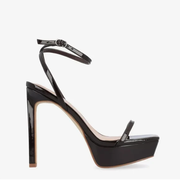 Journee Collection-Telilah Platform Sandal - Picture 2 of 4